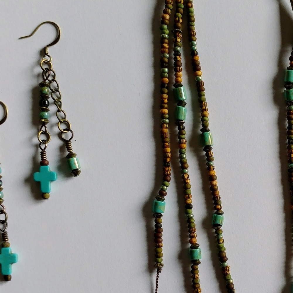 🚫SOLD🚫Brassy Boho Glass & Turquoise Cross - Picture 4 of 7